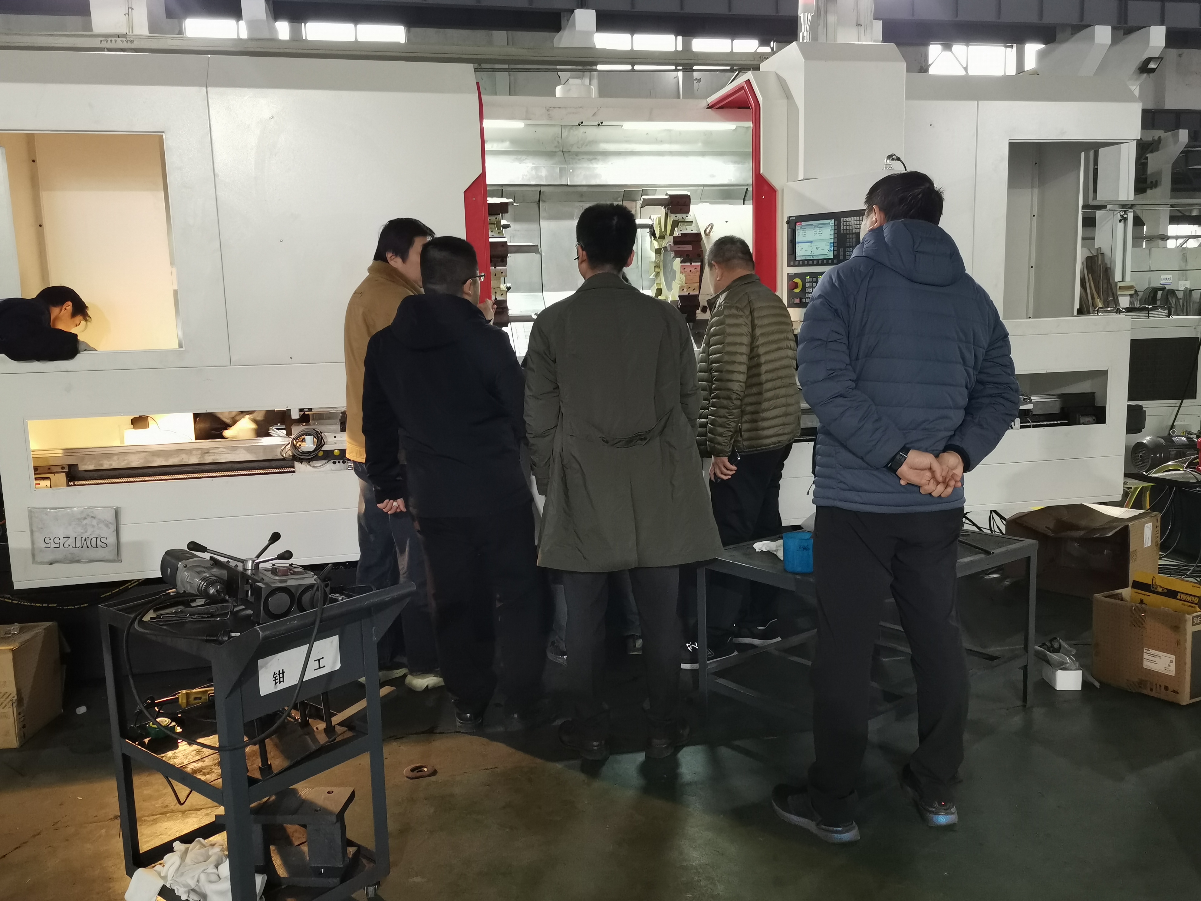 南京肯邁(mai)得機床攜(xie)多款産品(pǐn)亮相CCMT2018